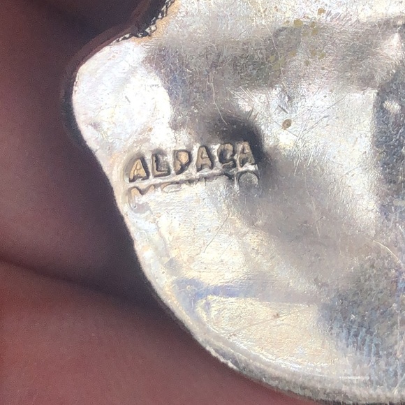 🎉HP🎉 Pair of Mexican Alpaca silver and abalone shell pendants/earrings. - Picture 2 of 5